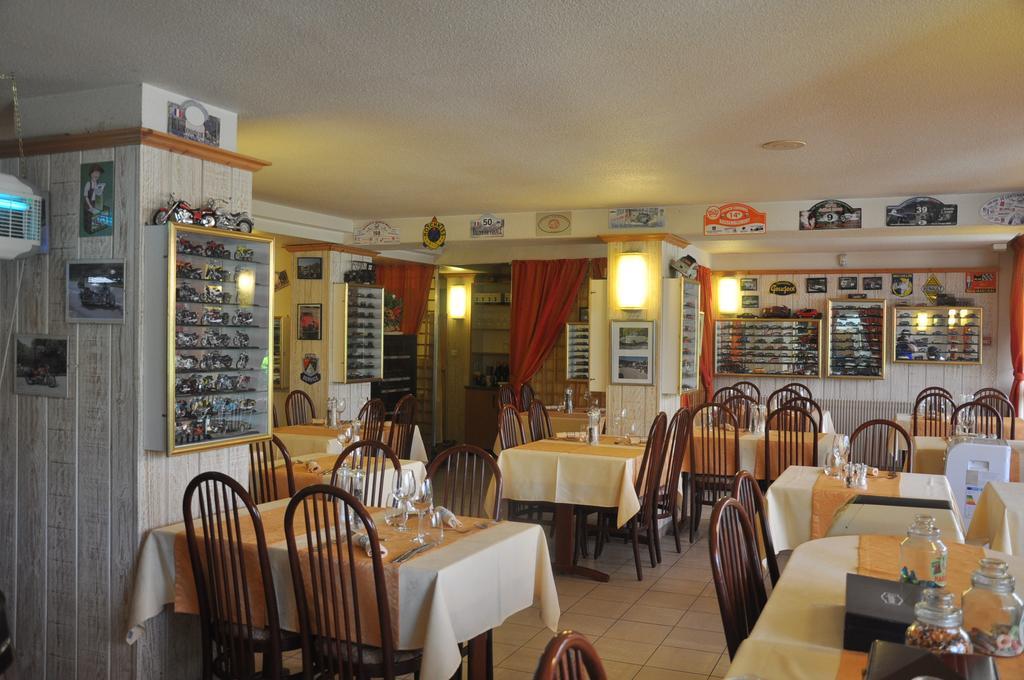 Le Relais De La Vallee Hyevre-Paroisse Экстерьер фото